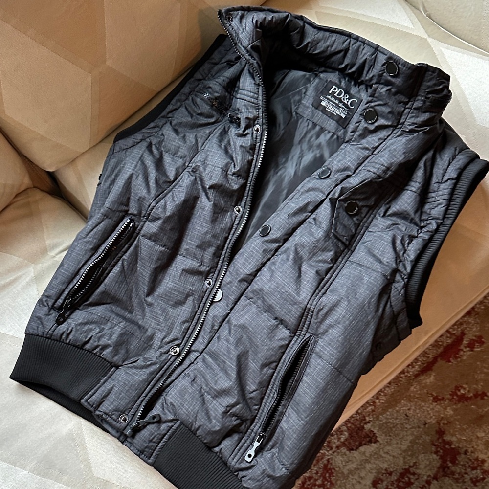 PD&C Men's Charcoal Quilted Vest